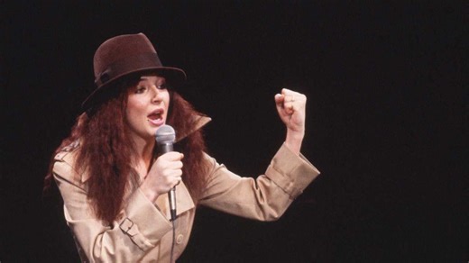 How Kate Bush's appearance on SNL inspired a Hollywood actor's recipe for braised spare ribs