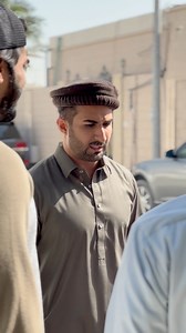 1.9M views · 115K reactions | Sirf Sajde Mai jhulna he Ibadat Nahi , Kisi ki madad Karna Bhi ibadat hai 爐❤️ #IslamicReminders #QuranQuotes #HadithOfTheDay #Allah #ProphetMuhammad ﷺ #IslamicVideo #DeenOverDunya #JummaMubarak #IslamicMotivation #Peace #Faith #Sabr #IslamicPosts #Muslim #IslamicContent #RamadanVibes #Dua #Namaz #IslamicReels #islamicknowledge | Roman Khan | Facebook