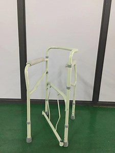 [Hot Item] Commode Medical Folding Aluminum Adjustable Shower Toilet for Disabled and Elderly