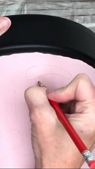 Life-sized Christmas decor 🤯🎄