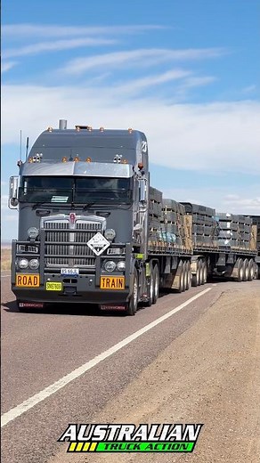 Kenworth K220 triple road train turning out!