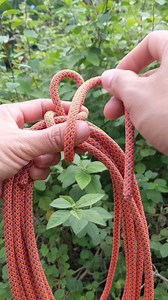 2.5M views · 27K reactions | This tip reaches more people_ rope Coiling for storage.. | UsefulKnots | Facebook