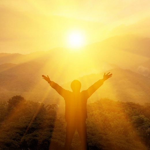 Understanding the ‘Voice of God’ in Voice Over
