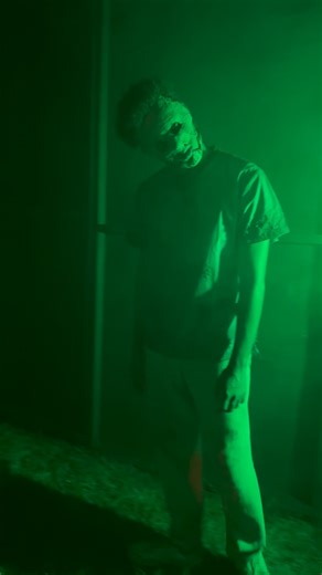 1K views · 735 reactions | The patients of Ravenswood Asylum will be waiting for you tonight @blackwatergrave ! Sometimes they escape their cells so beware. #ravenswoodasylum #blackwatergrave #hauntedattraction #hauntedhouse #hauntseason | Freaks of Halloween Horror Nights | Facebook