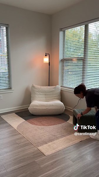 Creating a Cozy Reading Nook at Home: Decor Ideas and Inspiration