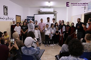 Volunteer With Palestinian Children (1-13 Weeks) Engage in 🇵🇸
