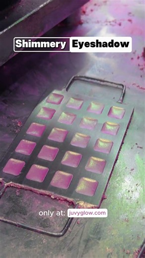 Warning: This shimmer has no chill. ✨🤍 #eyeshadowpalette