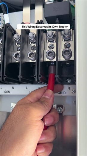 This Wiring Deserves Its Own Trophy #EuropeElectrical #GermanyDIY #ElecPro #USAelectrician #DIYUSA