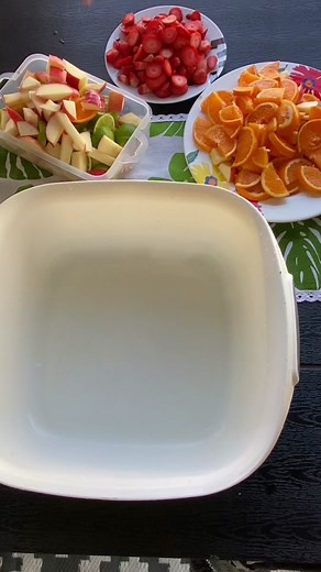 Refreshing Poolside Drink Ideas for Summer