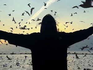 你出现的那一刻 我的世界变得光亮起来@.