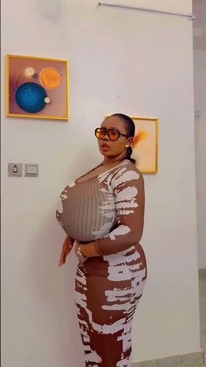 Busty Ebony Curvy Model ❤️ Black Is Beautiful 🥰❤️ | Fashion Lifestyle Trends 🥰