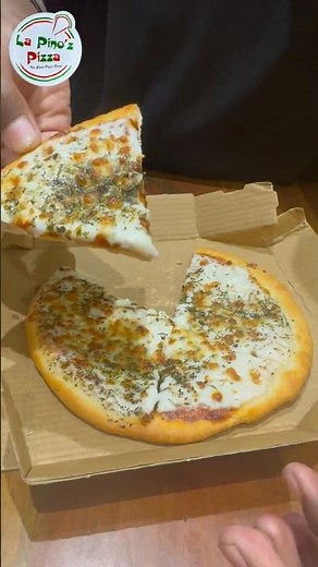 PIZZA HUT vs LAPINOZ Cheapest Pizza Comparison 😍