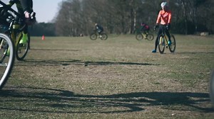 1.8K views · 20 reactions | Tijdens een workshop met bondscoach Gerben de Knegt gaven we enkele gelukkigen de kans om de nieuwe Inflite te testen. Sjoerd Brandt reed de fiets tijdens onze clinic twee weken geleden. Check hieronder wat hij van de fiets vond! | Canyon | Facebook