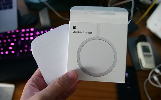 苹果MagSafe磁吸充电线体验：原价智商税，折扣有点香！