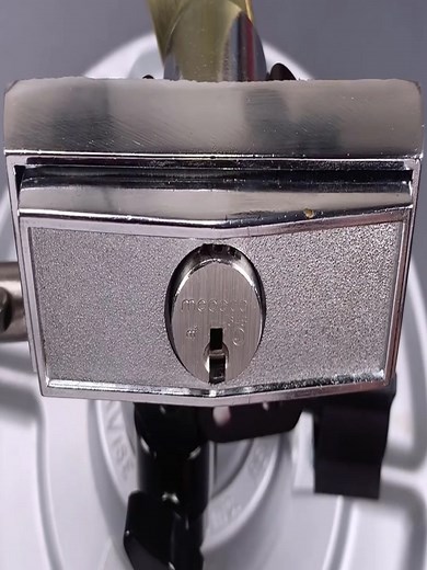 Medeco M3 Vending Machine Lock Picking Techniques