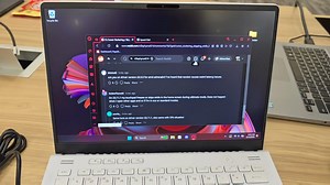 Mouse cursor stutter when on desktop.