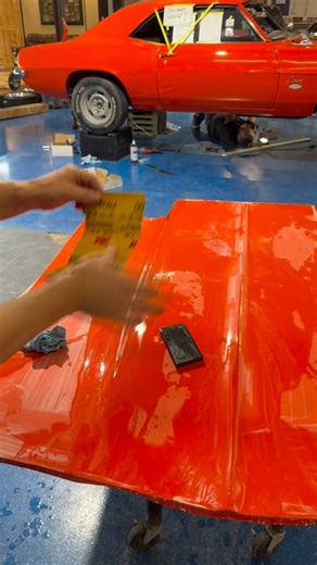 Collision Repair | Champaign-Urbana on Instagram: "Wet sanding for perfection. 1) cut all texture with 800 grit to remove all texture or particles. 2) 1200 grit with a soft block. 3)3000grit on a sander. Seemed to be the quickest most satisfying results for me. I usually add one more step of 1500 grit between 1200 and 3000, but seemed to work without it. Give it a try!! #painter #restoration #musclecar"