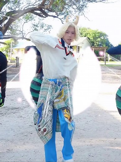 9.6K views · 356 reactions | [更新抖音] 2025-05-14 18:30 One Two Three Four！ #追寻原生瞬间 #五月告白企划 #今日心动上新 Cr : 抖音 @华晨宇yu | Chenyu Hua 华晨宇 | Facebook