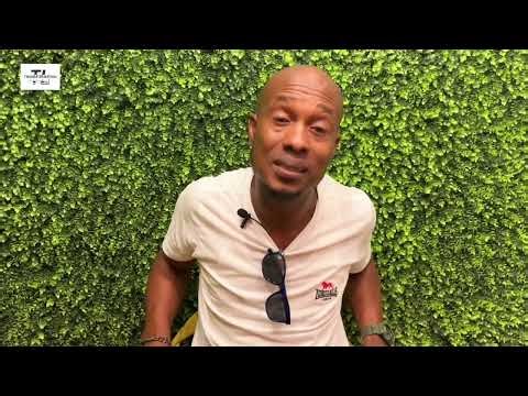 Ngashaywa intombi yami yaze yangikhiphela inkemba