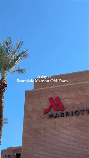 Start by the pool, grab a cocktail at 3rd Ave Grill, and settle into a suite that’s perfect for both relaxing and getting things done. Your day at our place is time well spent. | Scottsdale Marriott Old Town