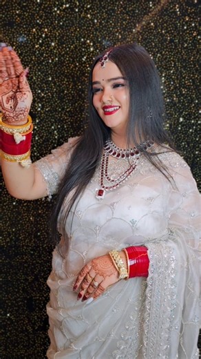 Shivani Verma Makeup Artist on Instagram: "Recreated the timeless Aishwarya Rai’s Cannes look for my gorgeous Karwa Chauth bride. ✨ Classic beauty never goes out of style! #makeup #shivaniverma #bridalmakeup #KarwaChauth #aishwaryarai #cannes #look #recreated #mua #makeupartist #beauty #skincare #lucknow"