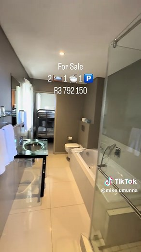 Welcome to Infinity Apartments in Blouberg 🌊✨Live the dream with stunning views of Table Mountain and the beautiful Blouberg beaches, famous for water sports and leisure activities. Whether you’re looking to rent, invest, or call it home, Infinity Apartments has it all!Key Features: • 🏋️‍♂️ Fully equipped gym • 🏊 Indoor & outdoor swimming pools • 🎱 Entertainment lounge • 🍴 Braai areas • 🌴 Lush gardens • 🪑 Selling Fully Furnished • 🚗 Secure Parking Included • ❌ No Transfer Duty • 🏡 Airbn