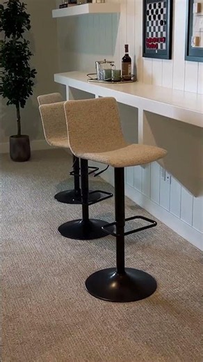 Adjustable Bar Stools Set – Versatile Kitchen Seating