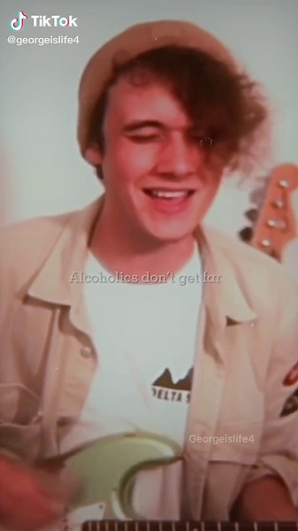 This goes out to all my friends with addictions to puff bars🦾#wilbursoot#wilbursootedit#dreamsmpedit#tommyinnit#ranboolive#lovejoy Idea from @Hello