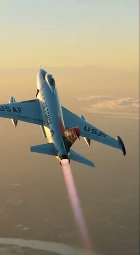 F-100 Super Sabre – America’s First Supersonic Fighter