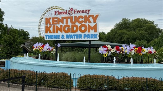 Kentucky Kingdom's Hurricane Bay dives into the summer