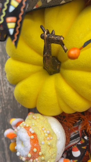 🍂 Scarecrow Season is HERE—and we’ve rounded up all the magic into one Scarecrow Compilation video and this is just a peek! From adorable to festive, we’ve gathered the perfect roster of supplies to make your home feel cozy and autumn-ready. 🍁🎃 Curious what’s included? Peek at the full supply list: (https://www.keleas.com/product/scarecrow-compilation-transform-your-home-with-beautiful-fall-scarecrow-decorations-supply-list/ | Kelea's