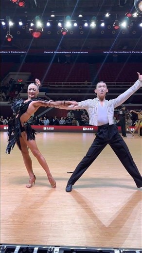 Amazing Rumba🤩Very excellent dancers👍#dance #dancerlife #danceshorts #rumba #ballroomdance