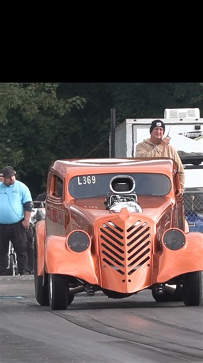Big Burnouts and Awesome BUGS! #bug #BACKUPGIRL #racing #gasser #dragracing #nostalgia #sports #racecar #burnout #tiresmoke #motorsports #sports | Red Line Motorsports Media