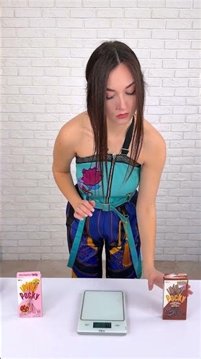 Eat More Pocky Challenge 😂