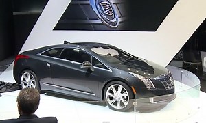Cadillac ELR: A Ginevra il debutto della “electric luxury coupè”