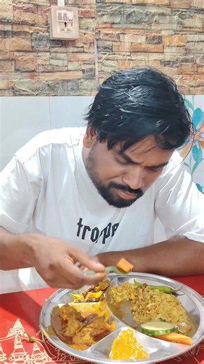 Sanjay Mishra Sudheer Mukhiya | Sirha Jila Gol Bajar Alisha Hotel Nashta Karhal Singh