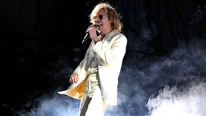 Beck Covers Neil Young’s ‘Old Man’ For A New ‘Sunday Night Football’ Spot