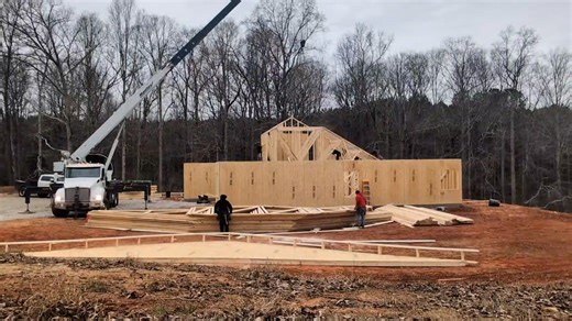 6.9K views · 23 reactions | Trusses going up on the Faust home. ️ Take a look at this time-lapse capturing part of the process—huge credit to our outstanding SWC framers for their precision, speed, and craftsmanship. #swchomebuilders #customhomebuilder #buildwithswc | SWC Home Builders | Facebook
