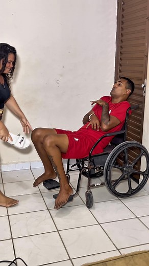 Cuida Dora agride deficiente | Maycon Millano