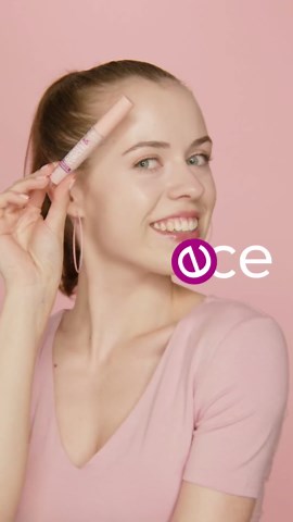 essence | Correct & Conceal Under Eye Brightening Concealer | Easy Application, Lightweight, Buildable, Infused with Aloe Vera | Vegan & Cruelty Free (10 | Light)