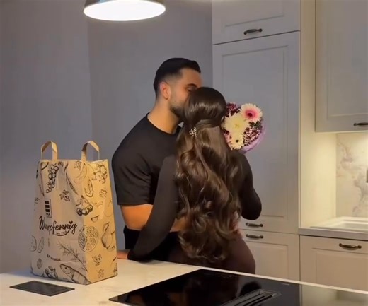 29K views · 1.3K reactions | Endless love  | Lyrics Vibes | Facebook