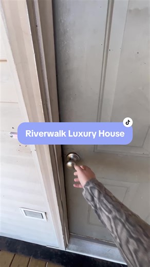 Riverwalk Luxury Student Living ⚡️