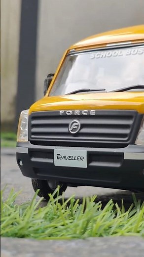 Force Traveller School Bus 🚌 1/24 Diecast Model! #Shorts