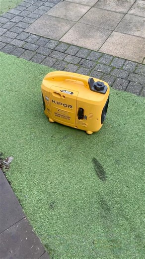 KIPOR SINEMASTER KGE 1000Ti GENERATOR NEEDS ABIT OF GRAFT! 🔧| #generator #mechanic #repair #shorts