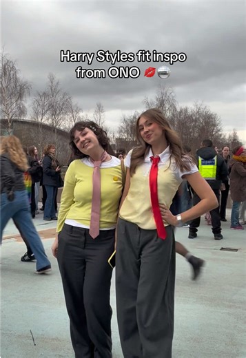 Harry Styles Concert Outfit Inspiration at ONO