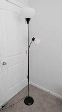 Simple Designs- Mother-Daughter Floor Lamp w adjustable arm for reading!