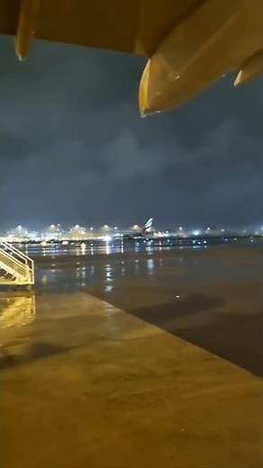 The best A380 takeoff spool you'll hear. Trent 900 singing in the rain using METOTS