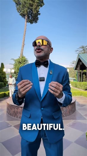 Madhur Daga | Health & Happiness on Instagram: "Unboxing @oakley X @fortnite Hydra 😎 One size fits all frame with a (non polarised) 24k Prizm lens suitable for bright conditions ☀️ Love the matt cyan frame color 🩵 As with all Oakleys I own, this pair comes with an extra nose bridge in the box. I will definitely be using pair this for my runs 🏃🏽‍♂️ 🚨 This is NOT a sponsored post. I bought my pair at @dayalopticals @nexusselectcitywalk MRP ₹12,290. Do check for any applicable discounts. #thed