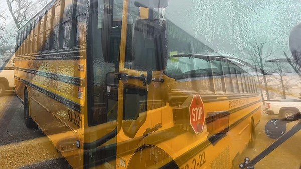 4.2K views · 108 reactions | Icy conditions around Fordyce, AR with approx .25” of ice accretion on elevated surfaces. Minor impacts at this time. Utility crews prepositioned. Coverage of WS #Mara continues on The Weather Channel. #arwx | Charles Peek - Storm Tracker/Weather Reporter | Facebook