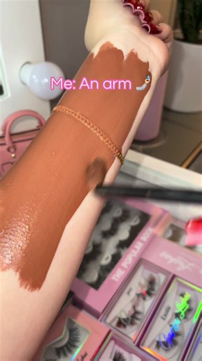 Eyeliner Pigment Test: Can One Dip Cover an Arm?
